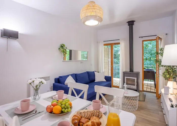 Les Charmes C40a - Le Val Joly